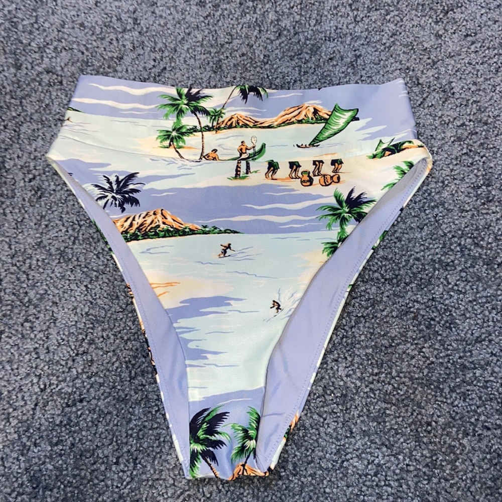 Women’s swim bottoms